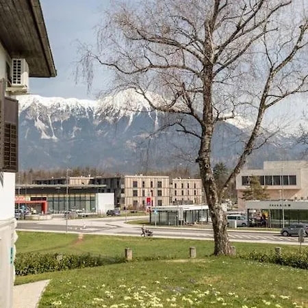 فيلة Spacious And Historic With Castle View
