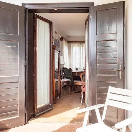 Spacious And Historic With Castle View Villa Bled