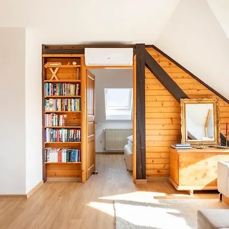 Spacious And Historic With Castle View Villa Bled