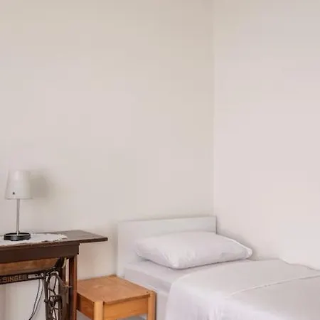 Spacious And Historic With Castle View بليد