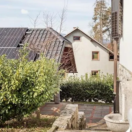 Villa Spacious And Historic With Castle View Bled