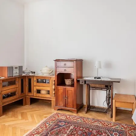 Villa Spacious And Historic With Castle View *