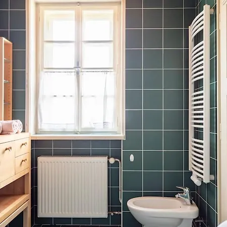 Villa Spacious And Historic With Castle View *