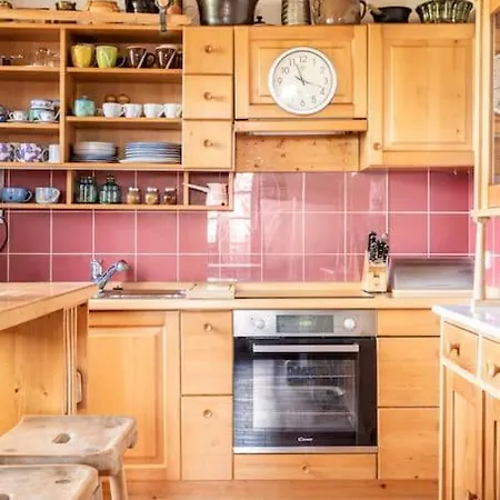 Villa Spacious And Historic With Castle View *