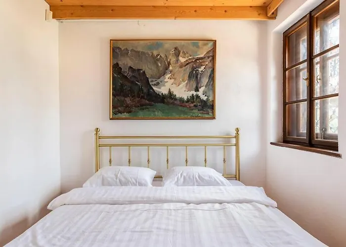 Spacious And Historic With Castle View فيلة بليد