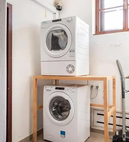 Spacious And Historic With Castle View * Μπλεντ