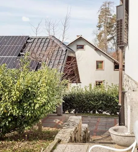 Βίλα Spacious And Historic With Castle View Μπλεντ