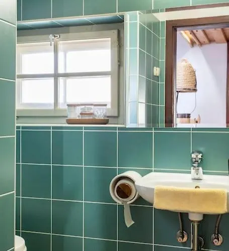 Spacious And Historic With Castle View *