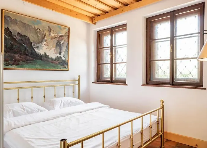 Spacious And Historic With Castle View 别墅 *