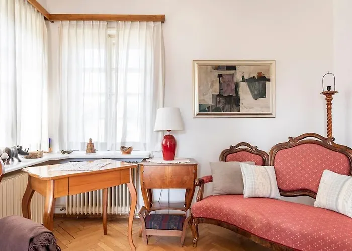 Spacious And Historic With Castle View فيلة بليد